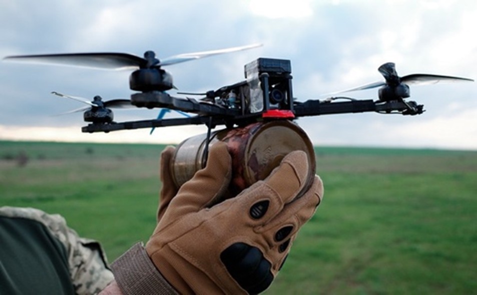 DIY FPV UAV with explosive.[11]